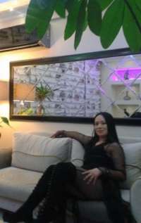 Canlı ve Enerjik Genç Escort