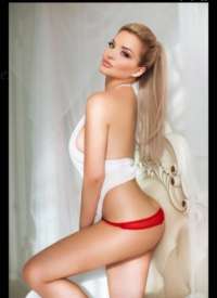 Genç Escort Bayan Kendini Anlatıyor