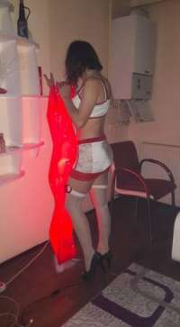 Genç Escort Bölgesinin Baştan Çıkarıcı Güzel Escortu: Leyla