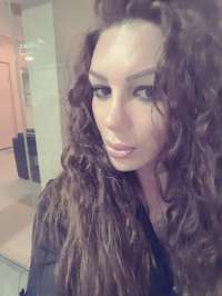 Genç Escort Hizmeti Sunan Zarif ve Tutkulu Hatun