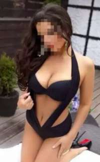 Genç Escort ile Yaşamın Tüm Renklerine Tanıklık Edin