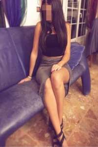 Genç Escort'taki Ateşli Kız: Tutkunuzu Canlandırma Zamanı!