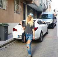 Genç Escort'unun Elit Partneri Dilara: Çarpıcı Güzel ve Seductive Kız