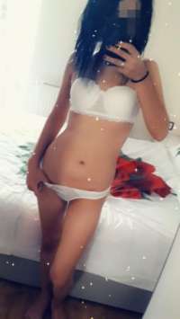 Gerçek Resimli Escort Yeni Kraliçeniz: Göz Kamaştırıcı Afet