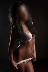 Gerçek Resimli Escortla Heyecanlı Saatler
