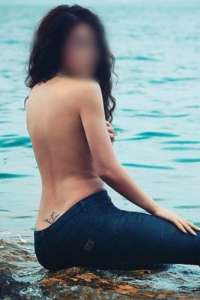 İlkadım Çiftlik Caddesi'ndeki Üstün Hizmetle Kendinizi Ödüllendirmek İçin Escort Bayan Arayışınıza Son Verin