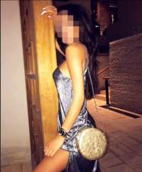 Zarif ve Çekici Genç Escort Bayanın Büyüleyici Dünyası